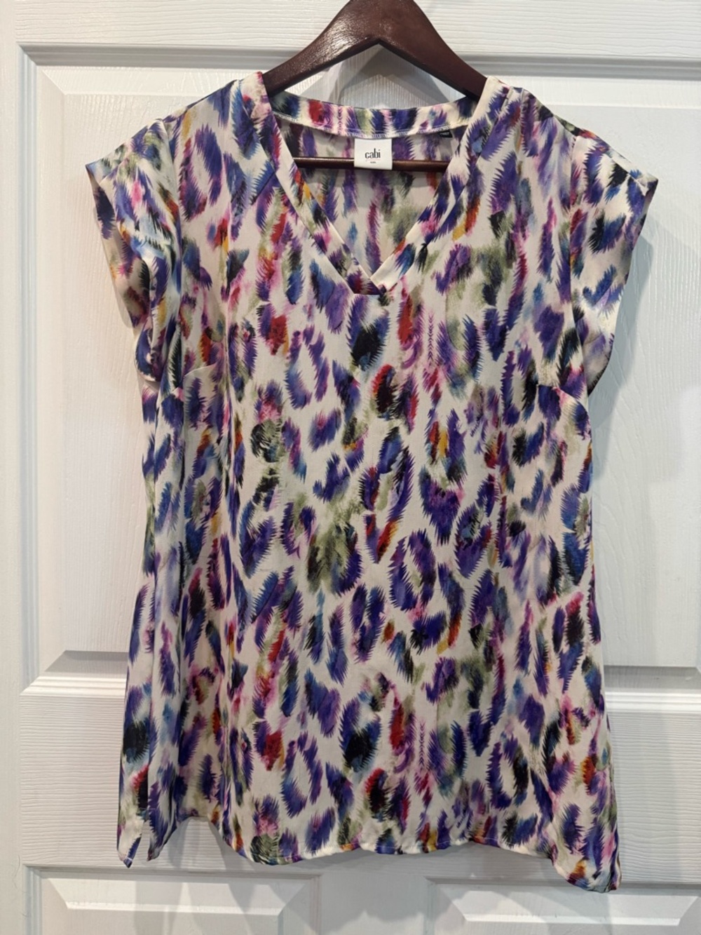 Cabi Plume Feather Print Blouse Short Sleeve Women’s Size Small